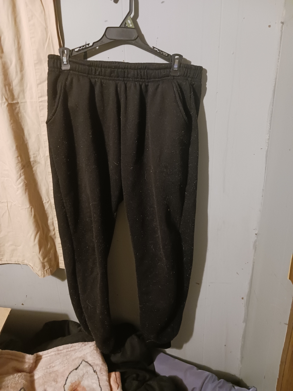 Black Men's Casual Sweatpants - Classic Comfort